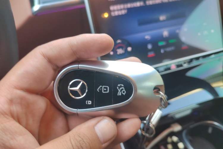 Used Mercedes-Benz S-Class 2023 Updated S 400 L Luxury Edition Vehicle Key