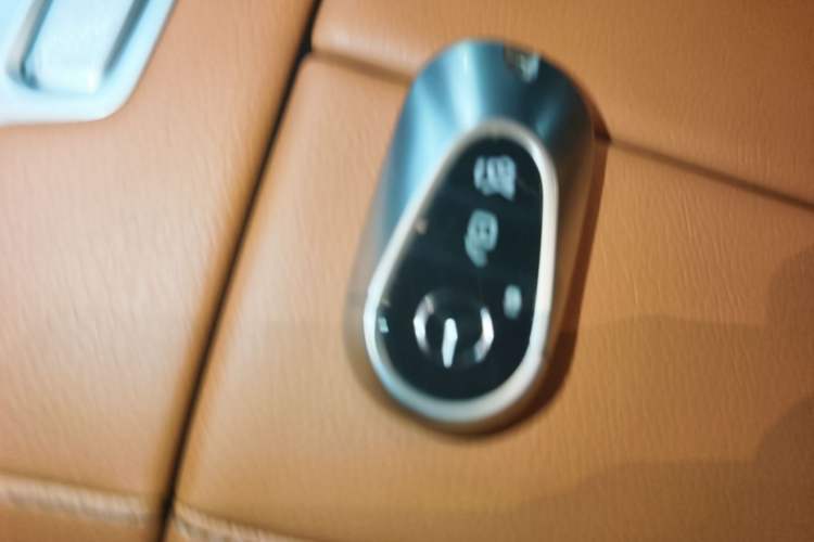 Used Mercedes-Benz S-Class 2023 S 450 L 4MATIC Vehicle Key