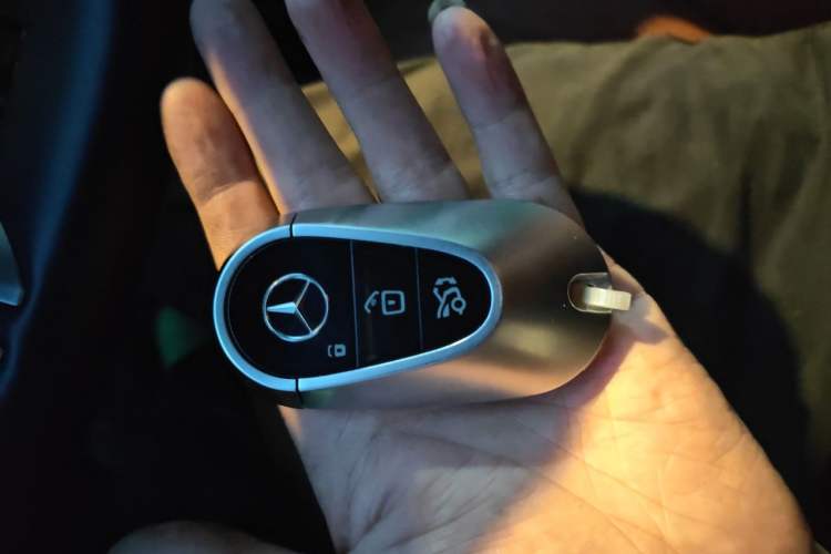 Used Mercedes-Benz S-Class 2023 Restyled S 450 L 4MATIC Vehicle Key
