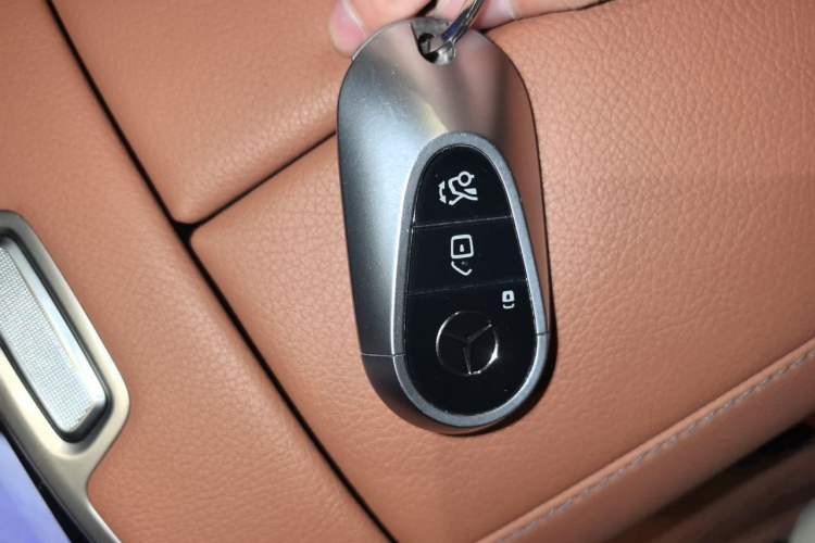 Used Mercedes-Benz S-Class 2023 S 400 L Luxury Model Vehicle Key