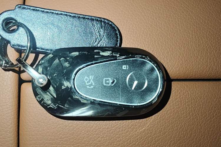 Used Mercedes-Benz S-Class 2023 Updated S 400 L Business Version Vehicle Key