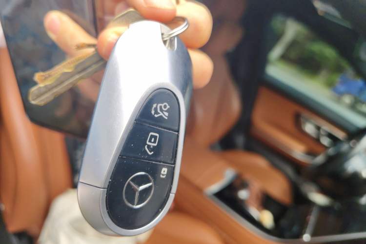 Used Mercedes-Benz S-Class 2023 Updated S 400 L Business Version Vehicle Key