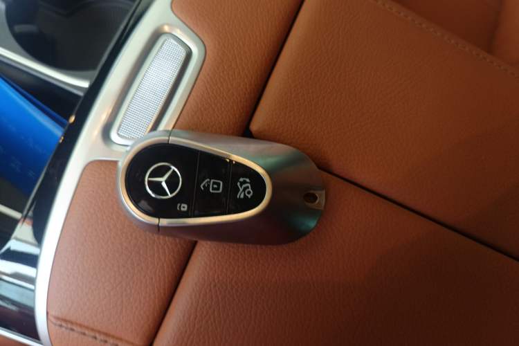 Used Mercedes-Benz S-Class 2023 Updated S 400 L Business Version Vehicle Key