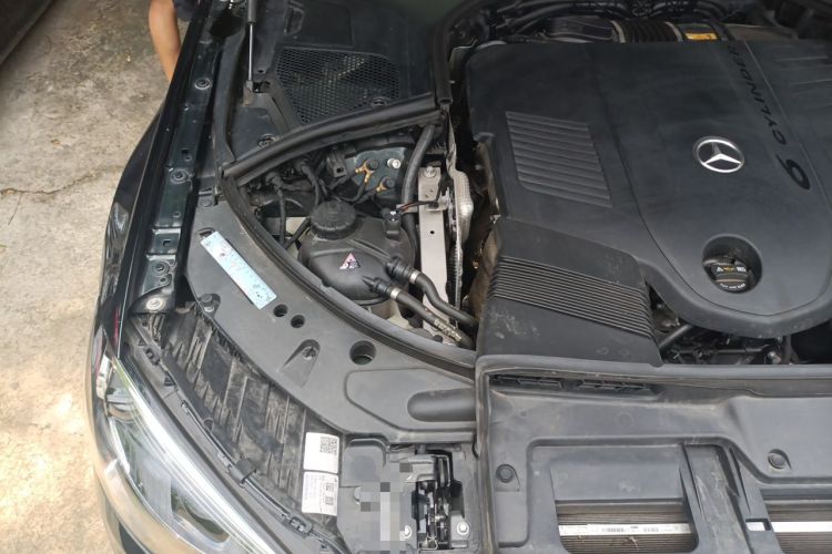 Used Mercedes-Benz S-Class 2023 S 400 L Luxury Model Engine Bay Right