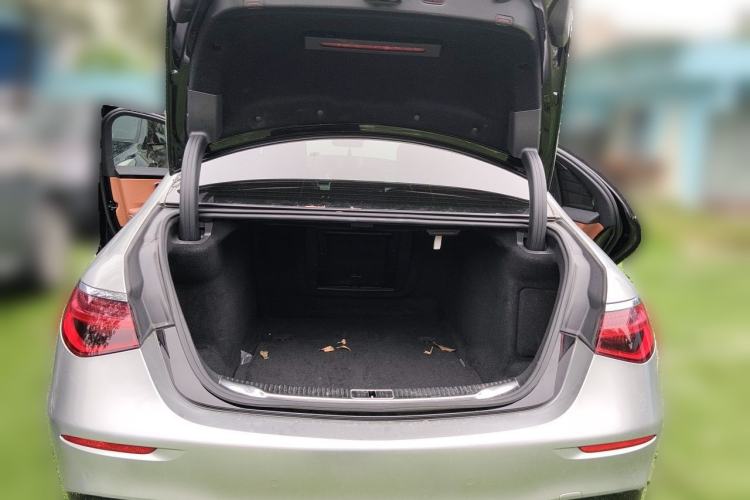 Used Mercedes-Benz S-Class 2023 S 450 L 4MATIC Trunk