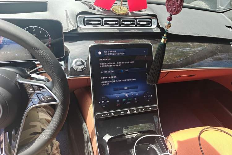 Used Mercedes-Benz S-Class 2024 S 400 L Luxury Model Audio And AC Panel