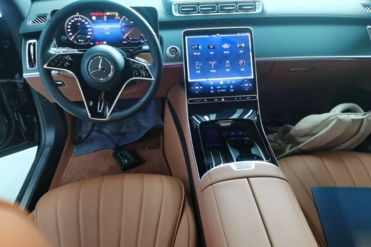 Used Mercedes-Benz S-Class 2024 Restyled S 400 L Business Version Center Console