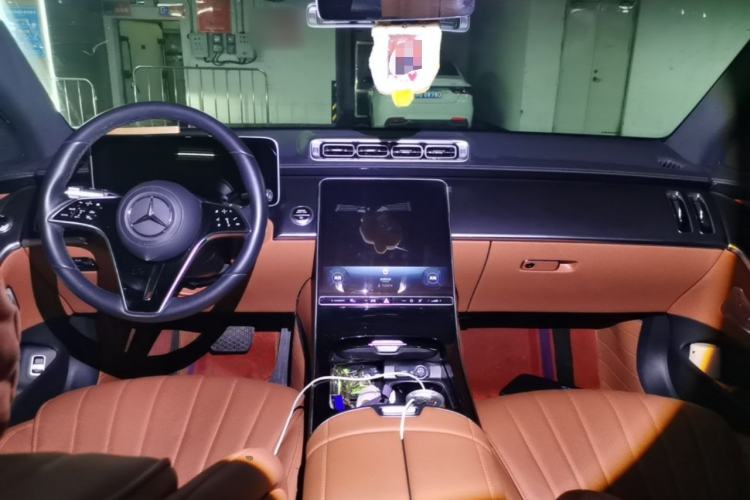 Used Mercedes-Benz S-Class 2024 Restyled S 400 L Business Version Center Console
