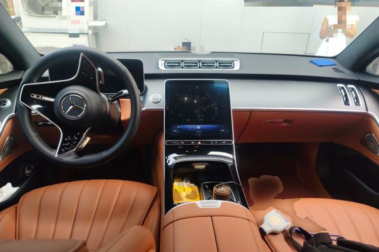 Used Mercedes-Benz S-Class 2024 Restyled S 400 L Business Version Center Console