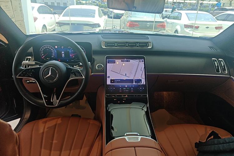 Used Mercedes-Benz S-Class 2024 S 400 L Business Model Center Console