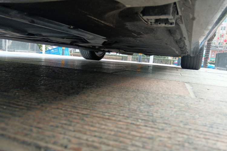 Used Mercedes-Benz S-Class 2024 S 400 L Luxury Model Chassis Front Left