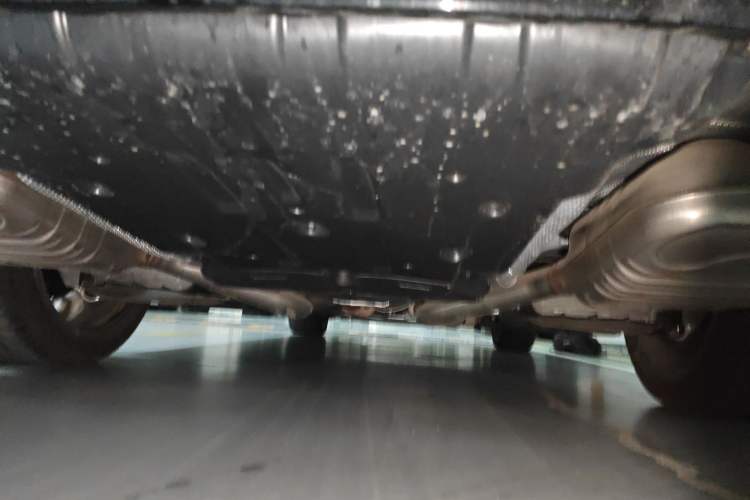 Used Mercedes-Benz S-Class 2024 S 450 L 4MATIC Chassis Rear