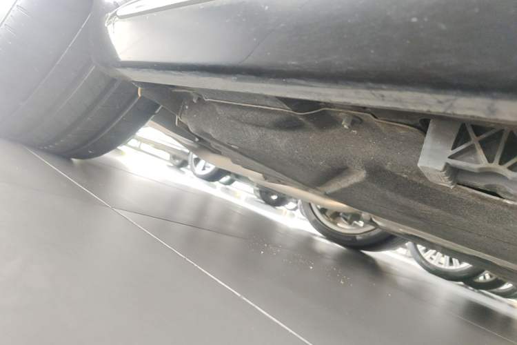 Used Mercedes-Benz S-Class 2024 S 450 L 4MATIC Chassis Rear Right