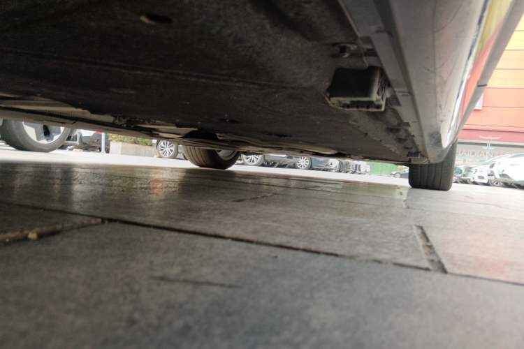 Used Mercedes-Benz S-Class 2024 S 400 L Luxury Model Chassis Rear Right