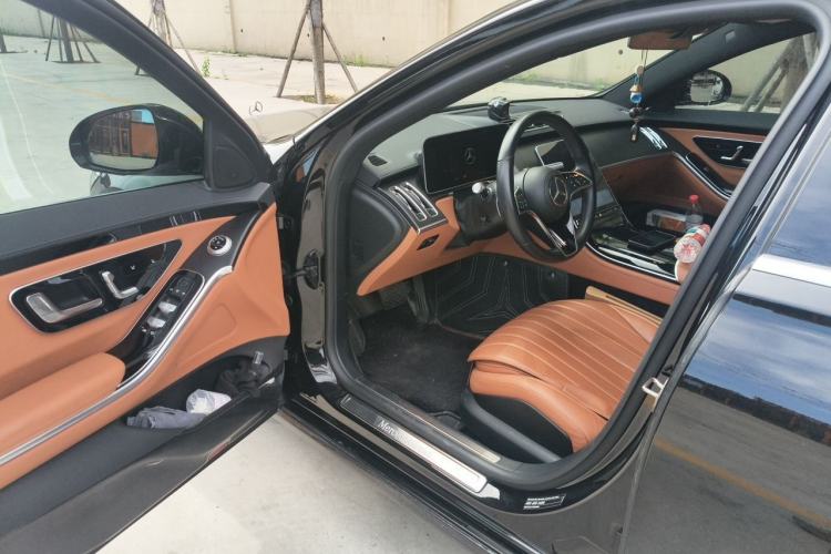 Used Mercedes-Benz S-Class 2024 Restyled S 400 L Business Version Driver Seat