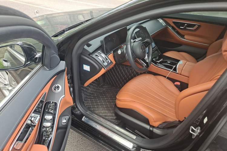 Used Mercedes-Benz S-Class 2024 S 400 L Business Model Driver Seat