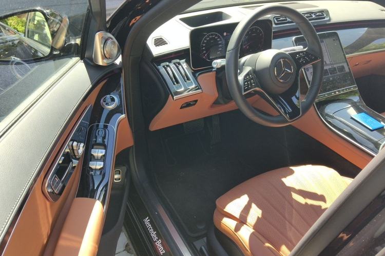 Used Mercedes-Benz S-Class 2024 Restyled S 400 L Luxury Edition Driver Seat