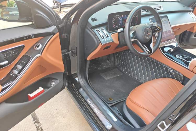 Used Mercedes-Benz S-Class 2024 Restyled S 400 L Business Version Driver Seat