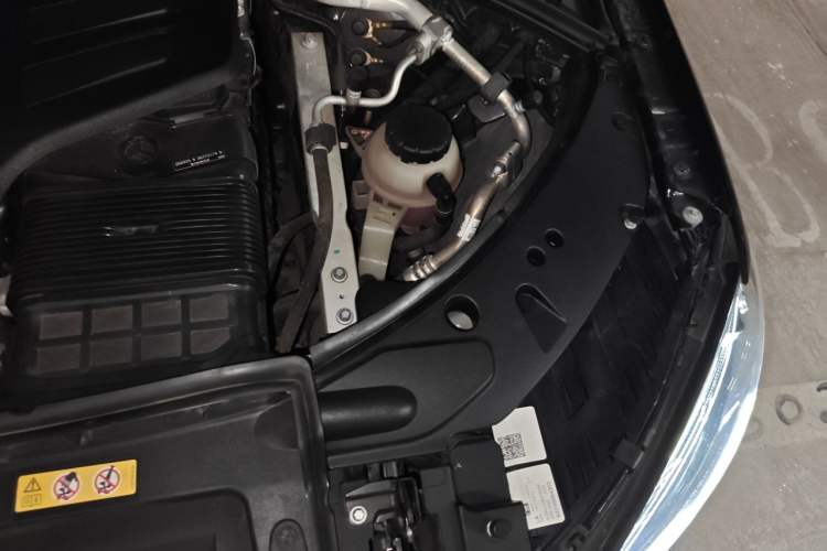 Used Mercedes-Benz S-Class 2024 S 400 L Business Model Engine Bay Left
