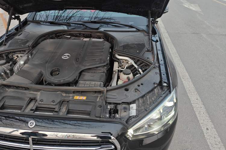 Used Mercedes-Benz S-Class 2024 S 400 L Luxury Model Engine Bay Left