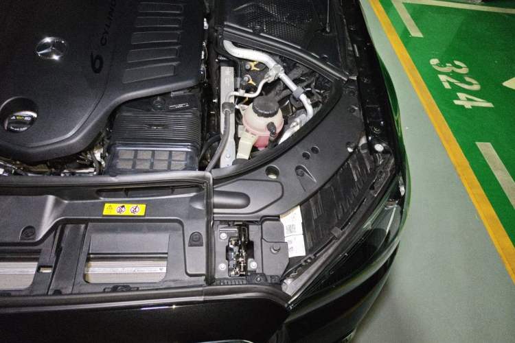 Used Mercedes-Benz S-Class 2024 Restyled S 400 L Luxury Edition Engine Bay Left