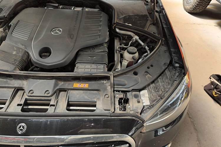 Used Mercedes-Benz S-Class 2024 S 400 L Business Model Engine Bay Left
