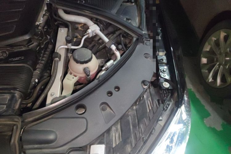 Used Mercedes-Benz S-Class 2024 S 400 L Business Model Engine Bay Left
