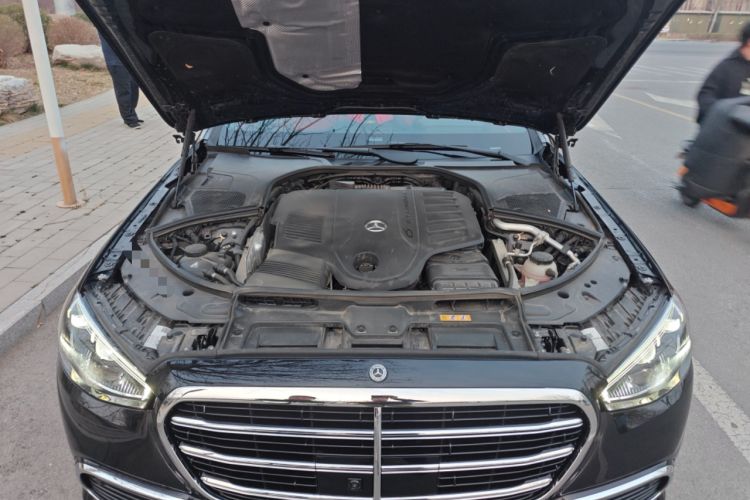 Used Mercedes-Benz S-Class 2024 S 400 L Luxury Model Engine Bay