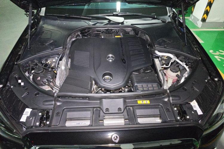 Used Mercedes-Benz S-Class 2024 Restyled S 400 L Luxury Edition Engine Bay