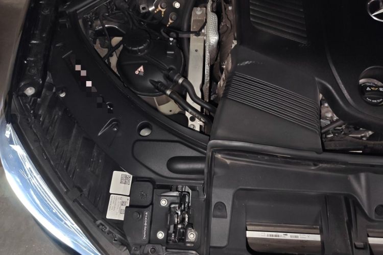 Used Mercedes-Benz S-Class 2024 S 400 L Business Model Engine Bay Right