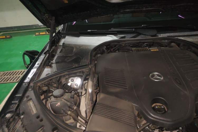 Used Mercedes-Benz S-Class 2024 S 400 L Business Model Engine Bay Right