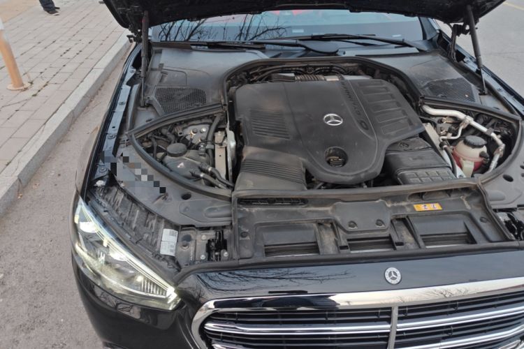 Used Mercedes-Benz S-Class 2024 S 400 L Luxury Model Engine Bay Right
