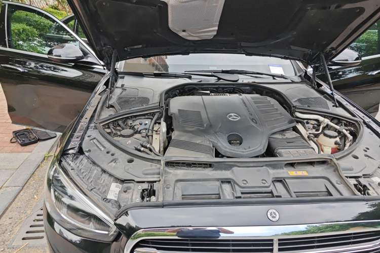 Used Mercedes-Benz S-Class 2024 S 400 L Business Model Engine Bay Right