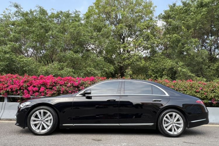 Used Mercedes-Benz S-Class 2024 Restyled S 400 L Business Version Exterior 11