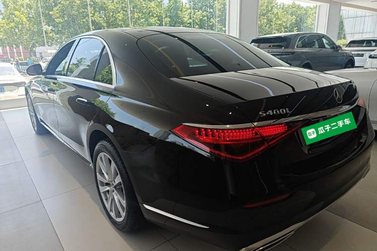 Used Mercedes-Benz S-Class 2024 S 400 L Business Model Exterior 2