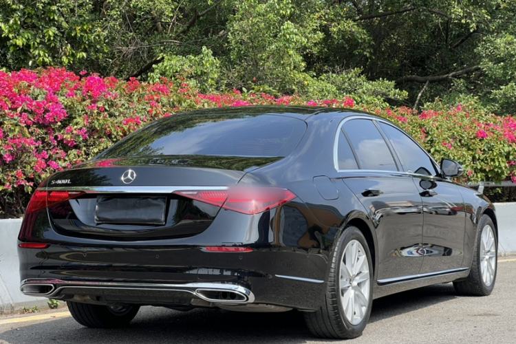 Used Mercedes-Benz S-Class 2024 Restyled S 400 L Business Version Exterior 3