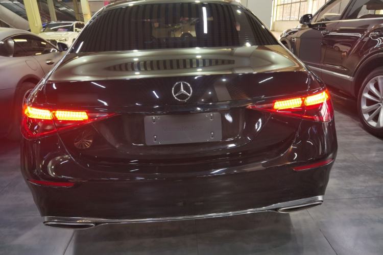Used Mercedes-Benz S-Class 2024 Restyled S 400 L Business Version Exterior 4