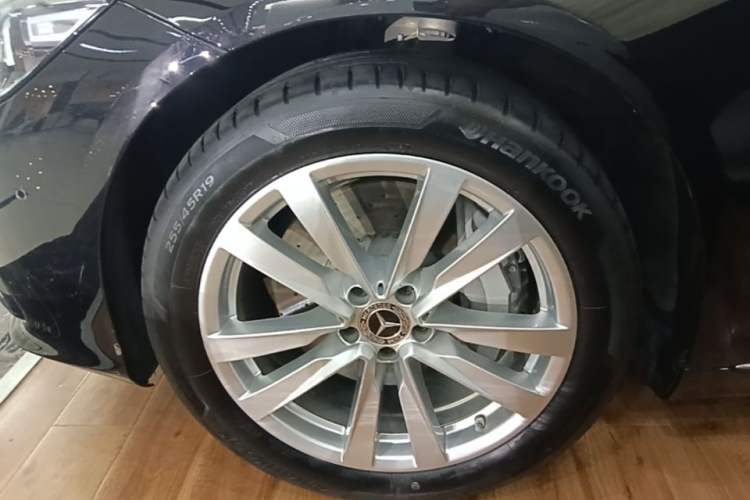 Used Mercedes-Benz S-Class 2024 Restyled S 400 L Business Version Exterior 4