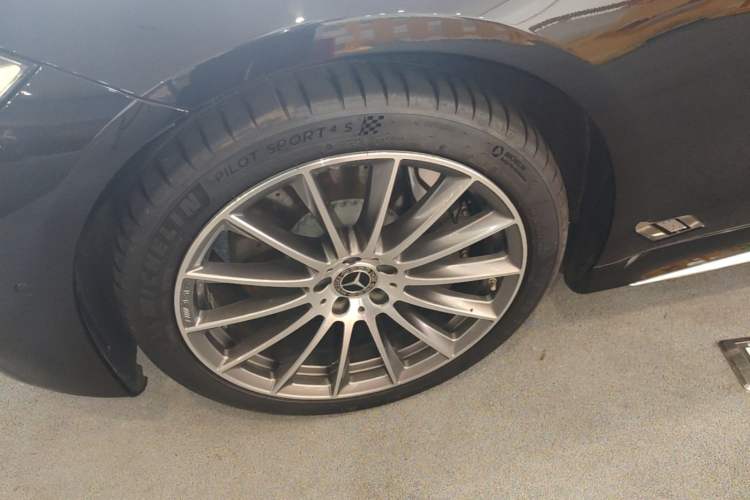 Used Mercedes-Benz S-Class 2024 S 450 L 4MATIC Exterior 4