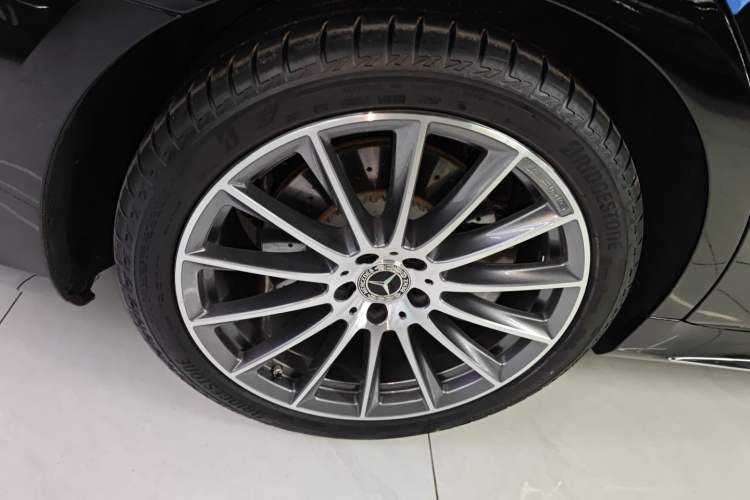 Used Mercedes-Benz S-Class 2024 S 450 L 4MATIC Exterior 5