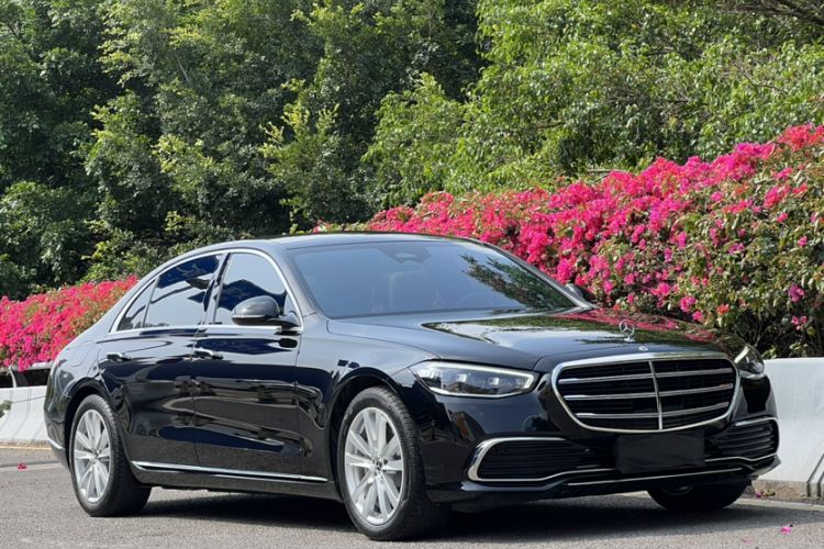 Used Mercedes-Benz S-Class 2024 Restyled S 400 L Business Version Exterior 7