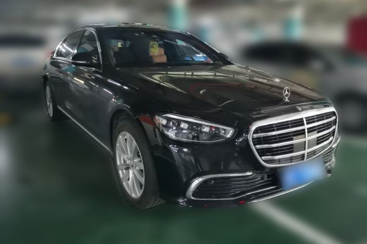 Used Mercedes-Benz S-Class 2024 Restyled S 400 L Business Version Front Right 45 Deg