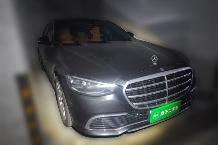 Used Mercedes-Benz S-Class 2024 Restyled S 400 L Business Version Front Right 45 Deg
