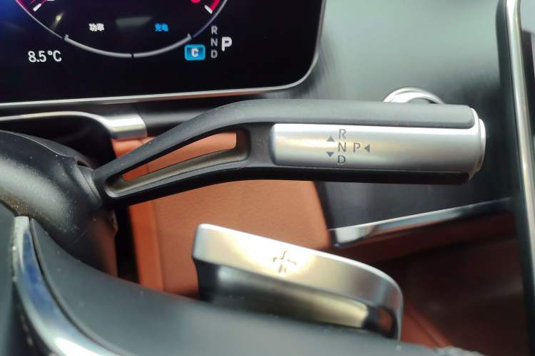 Used Mercedes-Benz S-Class 2024 S 400 L Business Model Gear Lever