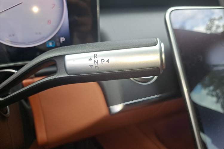Used Mercedes-Benz S-Class 2024 S 400 L Business Model Gear Lever