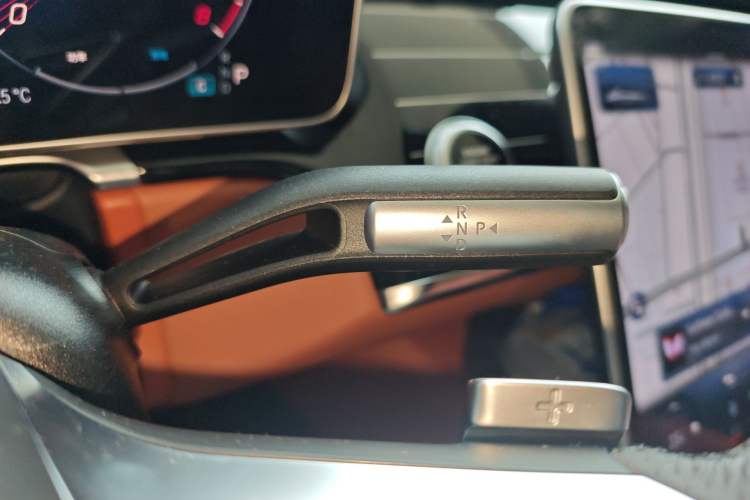 Used Mercedes-Benz S-Class 2024 S 450 L 4MATIC Gear Lever