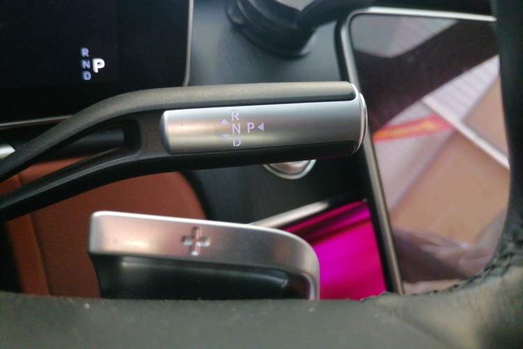 Used Mercedes-Benz S-Class 2024 S 400 L Business Model Gear Lever