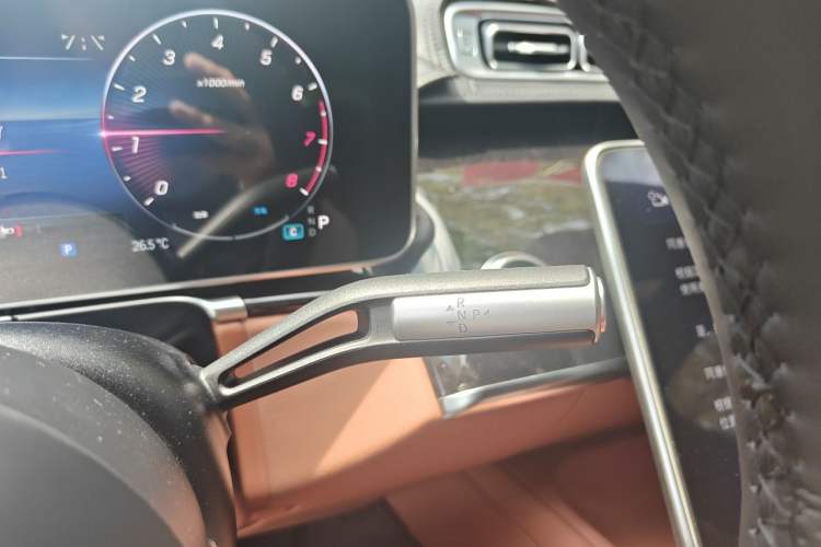 Used Mercedes-Benz S-Class 2024 S 400 L Luxury Model Gear Lever