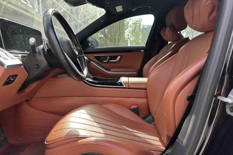 Used Mercedes-Benz S-Class 2024 S 400 L Business Model Interior 1