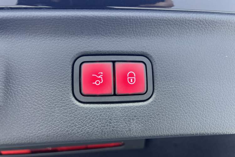 Used Mercedes-Benz S-Class 2024 S 400 L Business Model Interior 1
